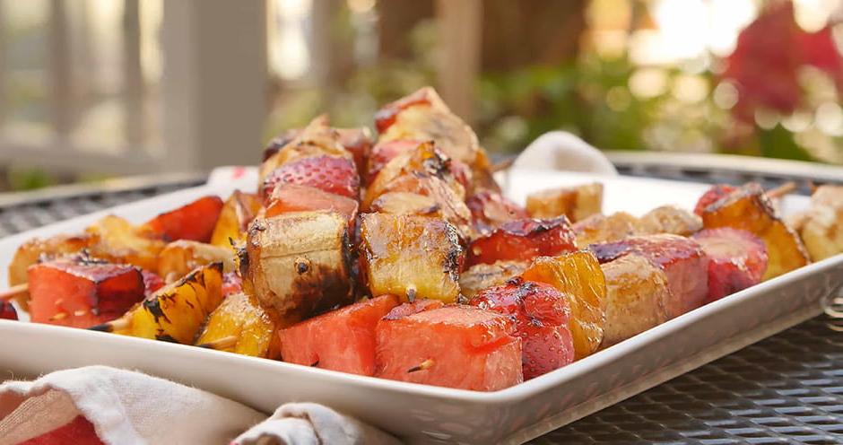 Grilled Fruit Kebabs with Balsamic Drizzle